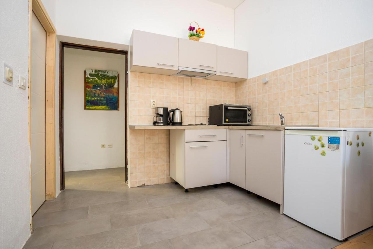 Apartments Sunset نجيفيش المظهر الخارجي الصورة