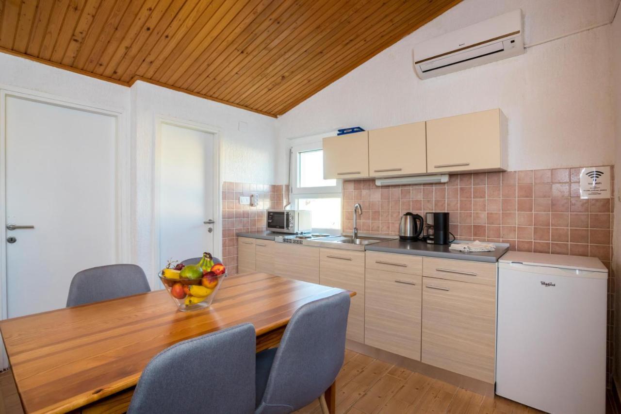 Apartments Sunset نجيفيش المظهر الخارجي الصورة