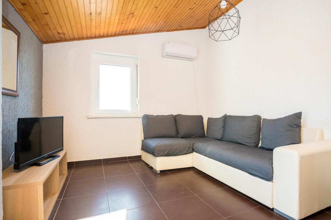 Apartments Sunset نجيفيش المظهر الخارجي الصورة