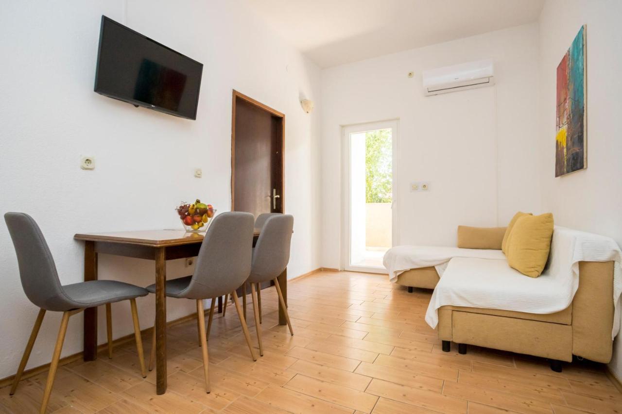 Apartments Sunset نجيفيش المظهر الخارجي الصورة