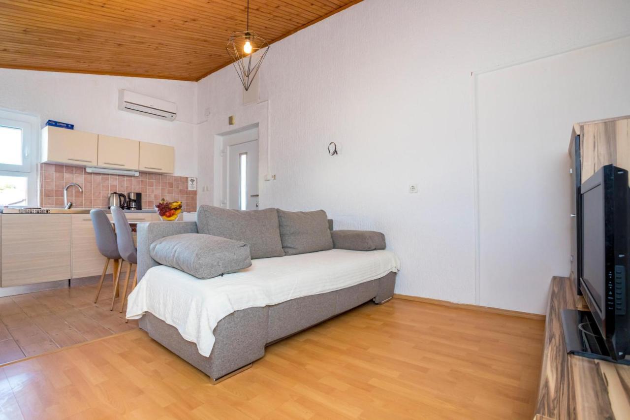 Apartments Sunset نجيفيش المظهر الخارجي الصورة